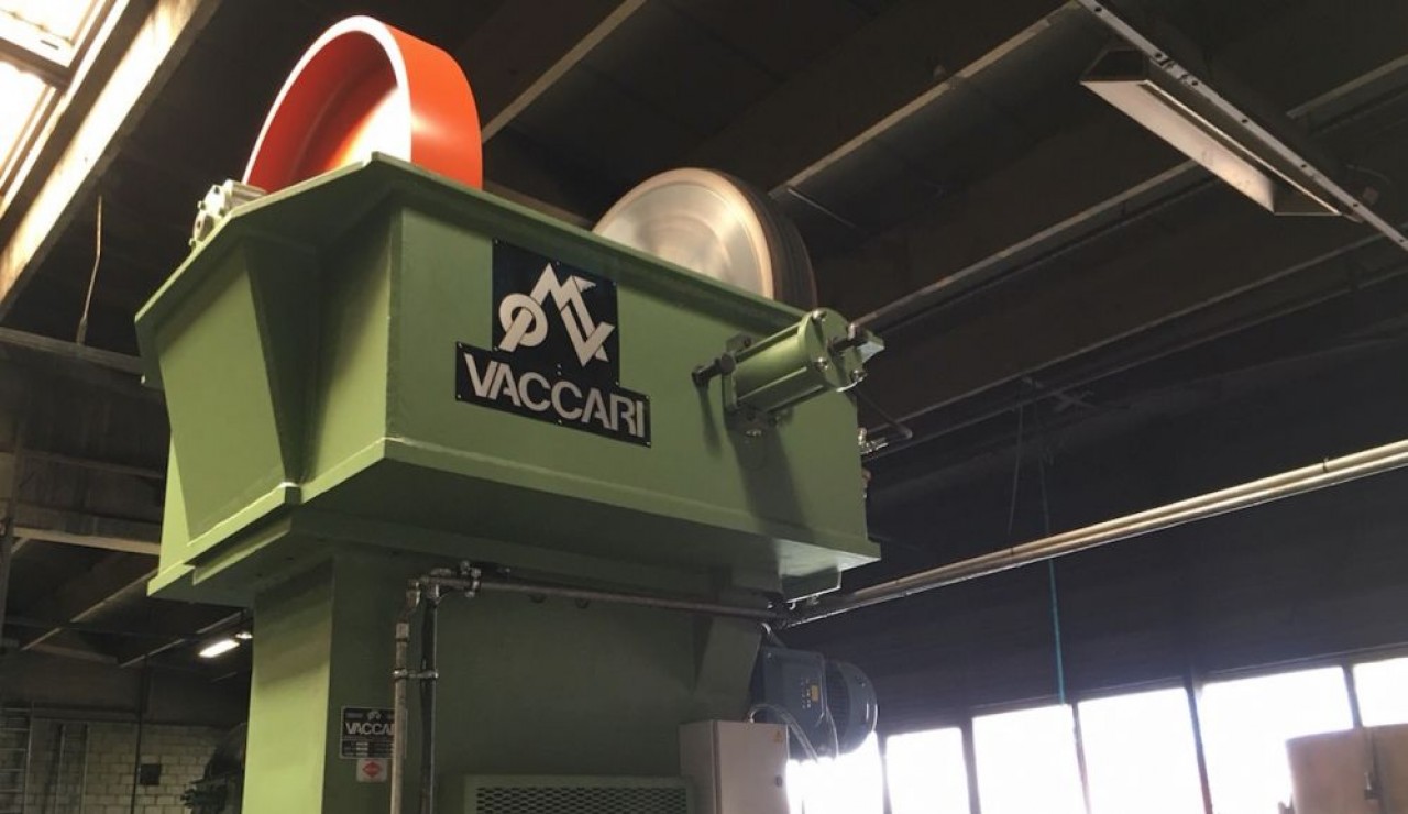 Vissal Manufacturing qui fabrique de la visserie s'est dotée d'une nouvelle presse de 40 tonnes. © Vissal