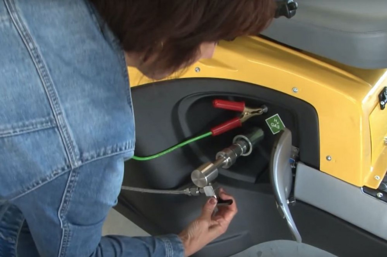 Eifhytec a mis au point un compresseur thermique pour la recharge des véhicules à hydrogène dans les stations-services. Photo non contractuelle.