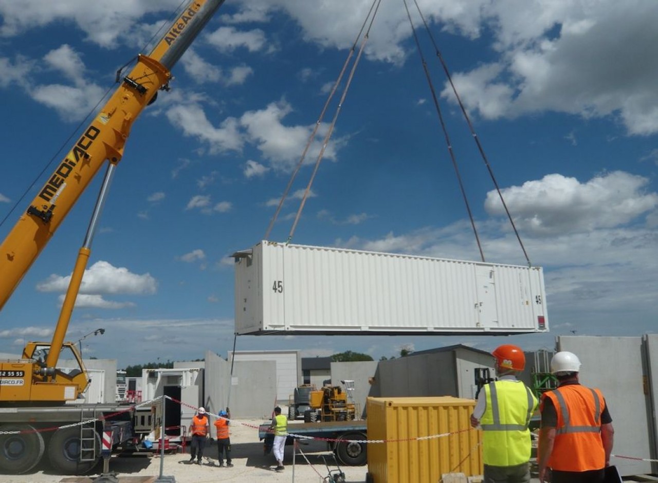 RTE teste la pertinence technique et économique du stockage et déstockage de l’électricité pour mieux gérer les pics de production et de consommation. ©Traces Ecrites