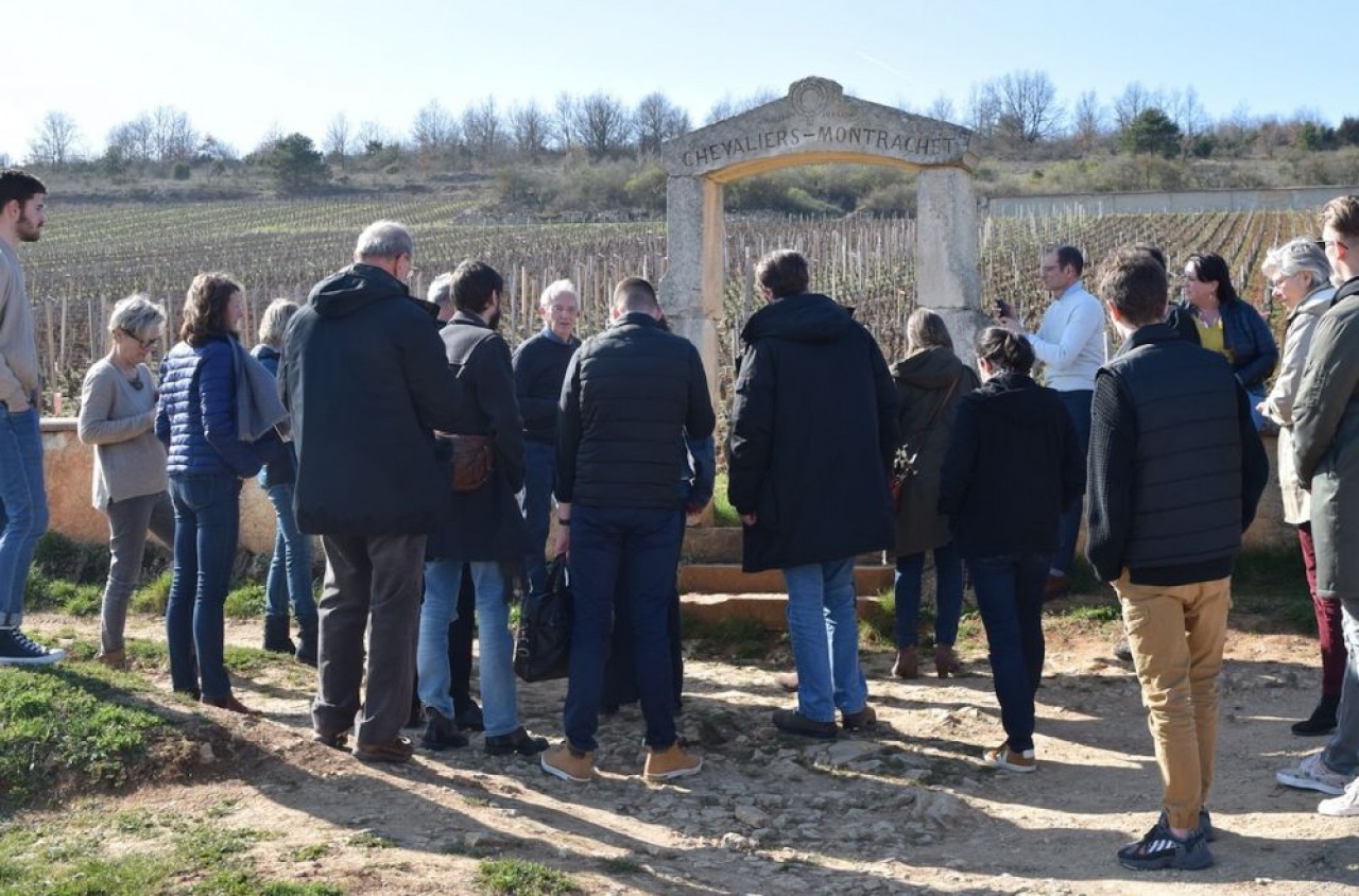 Le guide du Routard vient de sortir la première édition de l’Oenotourisme en Bourgogne et Jura. © Traces Ecrites