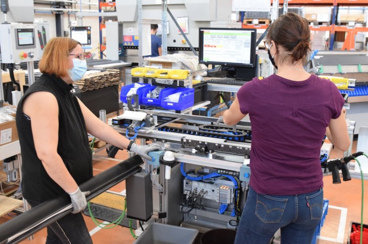 KH-SK, à Marnay (Haute-saône) est l'un des fabricants clé du groupe Velux pour les volets roulants. © Traces Ecrites