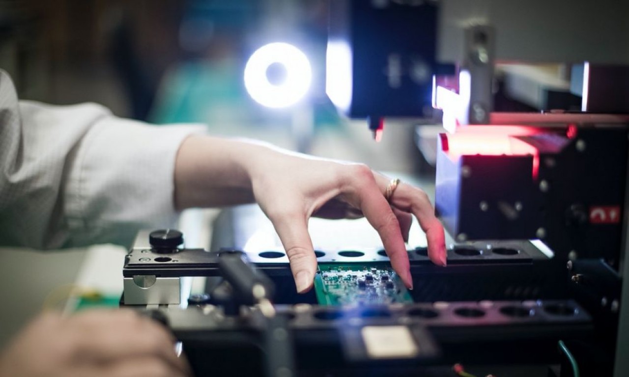 Spécialiste du prototypage de cartes électroniques, Proto-Electronics reçoit un coup de pouce du gouvernement pour sa contribution à vouloir renforcer l’industrie de l’électronique hexagonale.