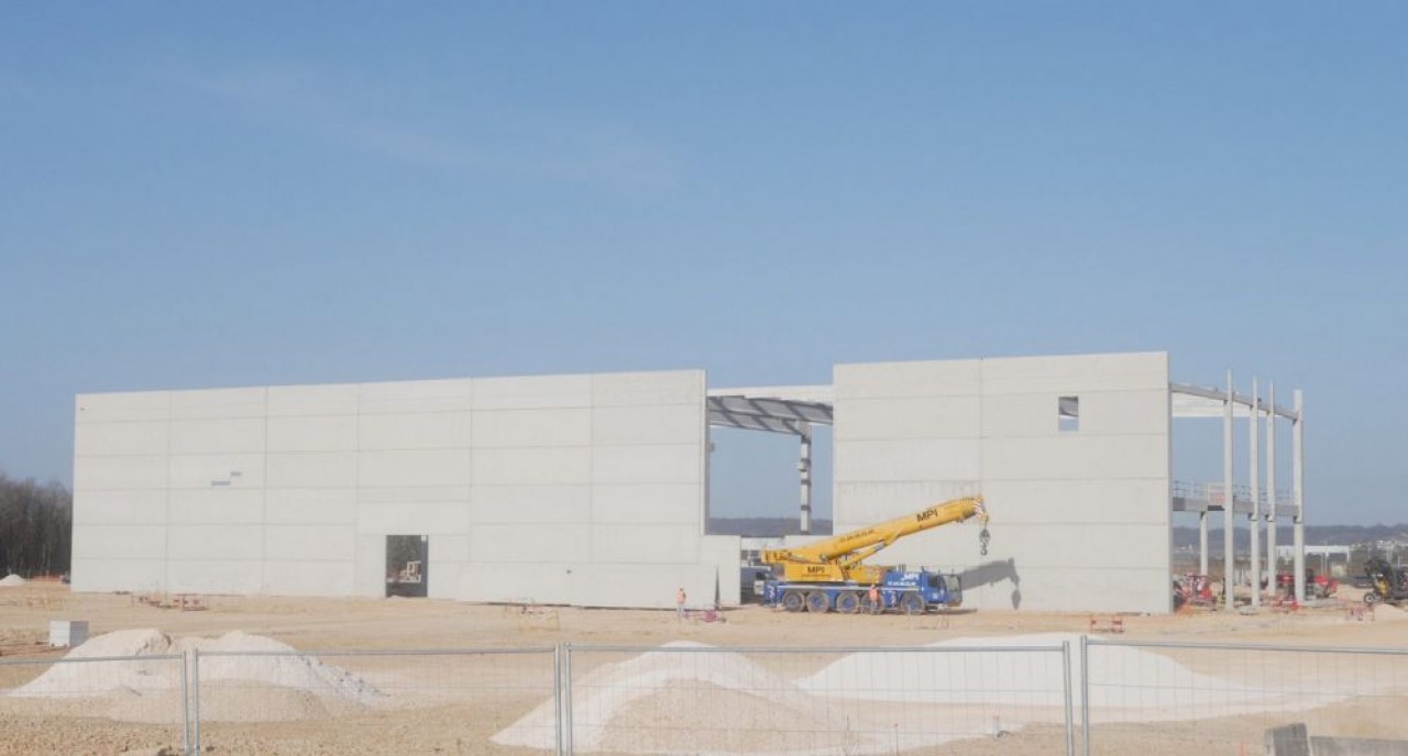 Curot Construction réalise le gros oeuvre de la nouvelle usine des Forges de Lisi à Chaumont (Haute-Marne) réalisée par le groupe GSE en contrat de promotion immobilière. © Agglomération de Chaumont.