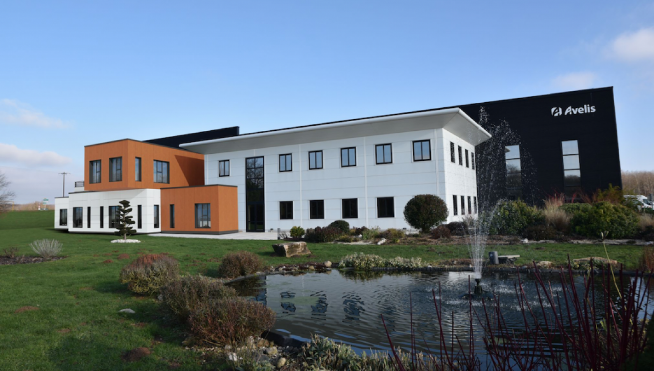 L’extension de 350 m2 du pôle R&D et Innovation d’Avelis à Torcy (Saône-et-Loire) sera adossée au bâtiment historique. © Avelis