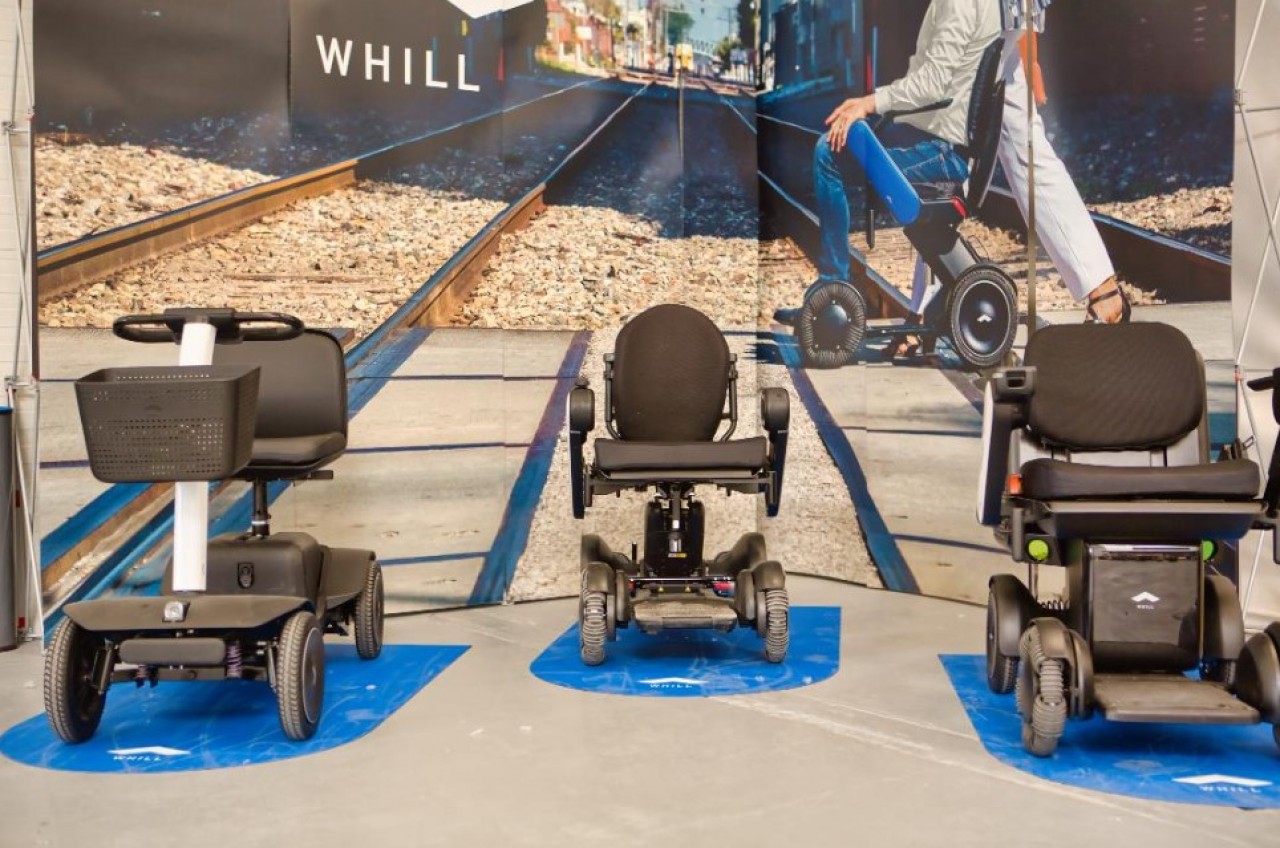 Whill France compte installer sur le marché ses fauteuils roulants design, notamment dans les équipements publics. © Arnaud Morel
