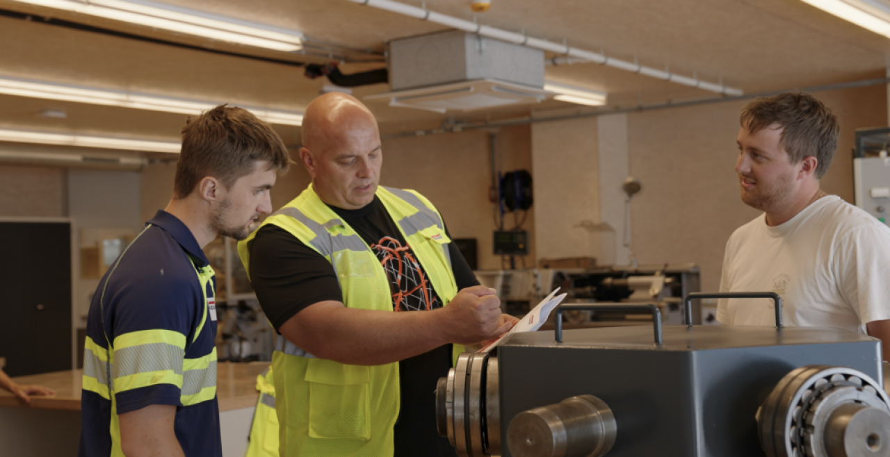 Le nouveau bâtiment abrite un atelier destiné à la formation des apprentis, une formule privilégiée pour l'embauche.