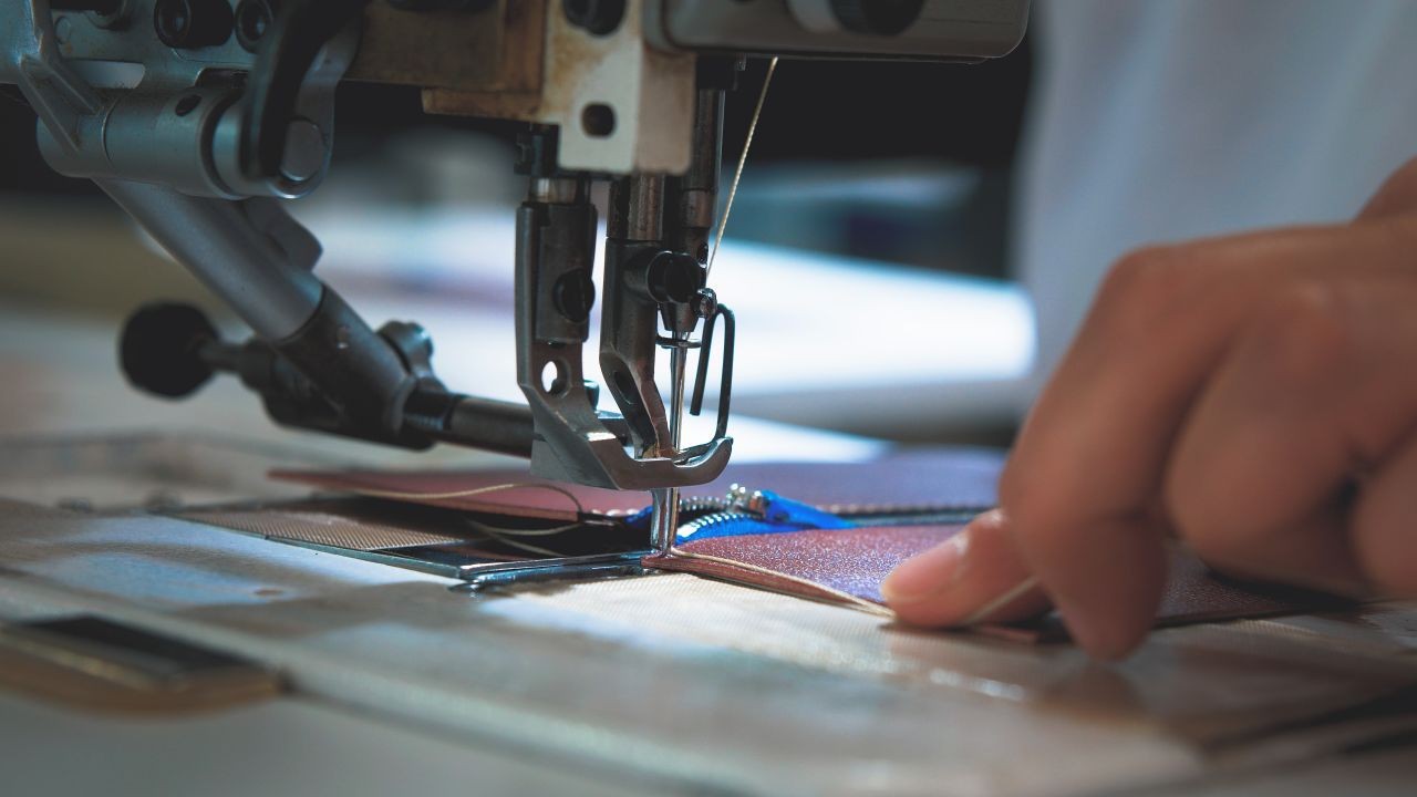 SIS a choisi le bassin de tradition textile d'Epinal pour créer sa cinquième unité de production française, après quatre implantées en Franche-Comté. © Laurent Cheviet