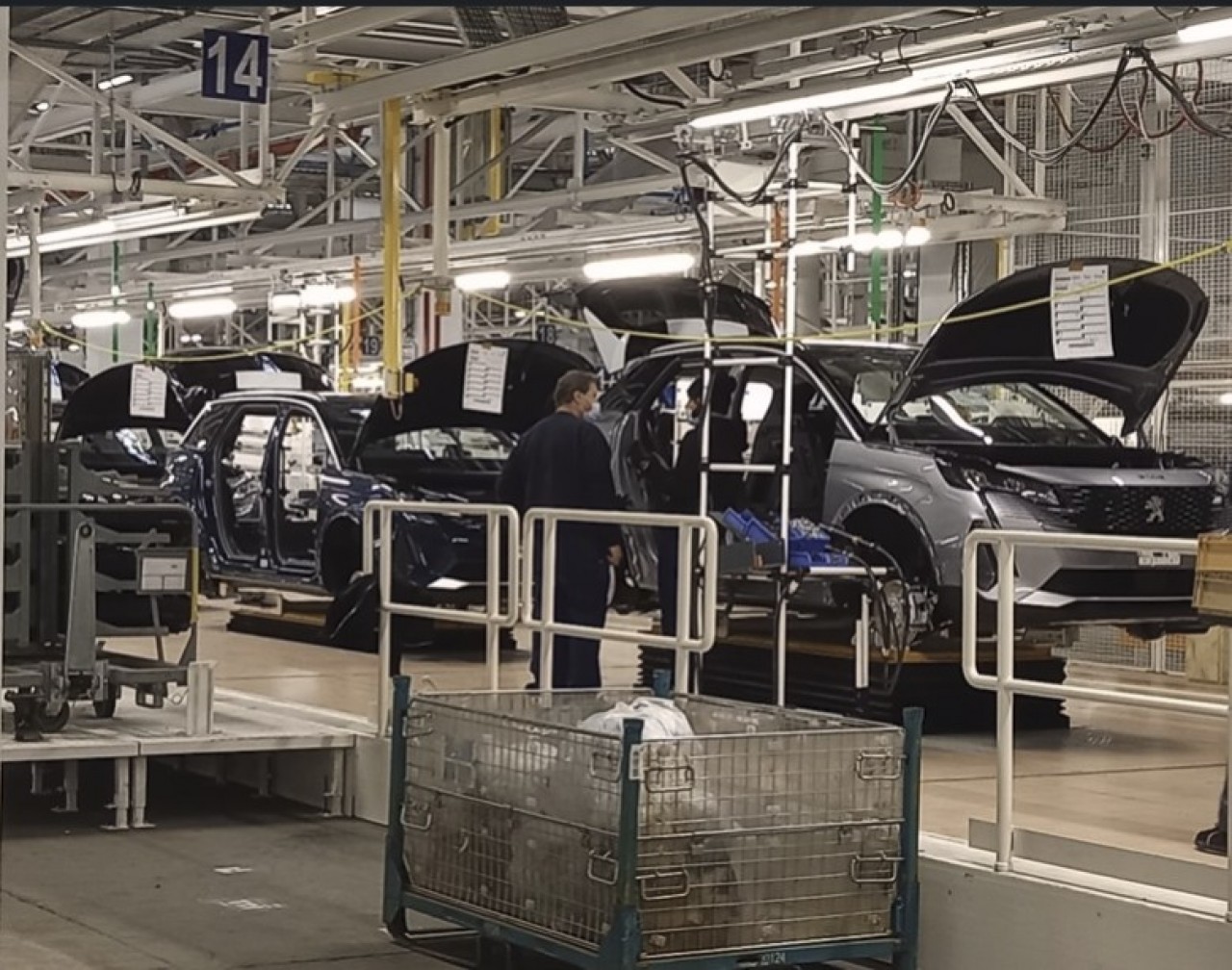 Le plan de modernisation Sochaux 2022 de 300 millions d'euros au total a hissé l'usine historique de Stellantis parmi les meilleures du groupe. © Traces Ecrites