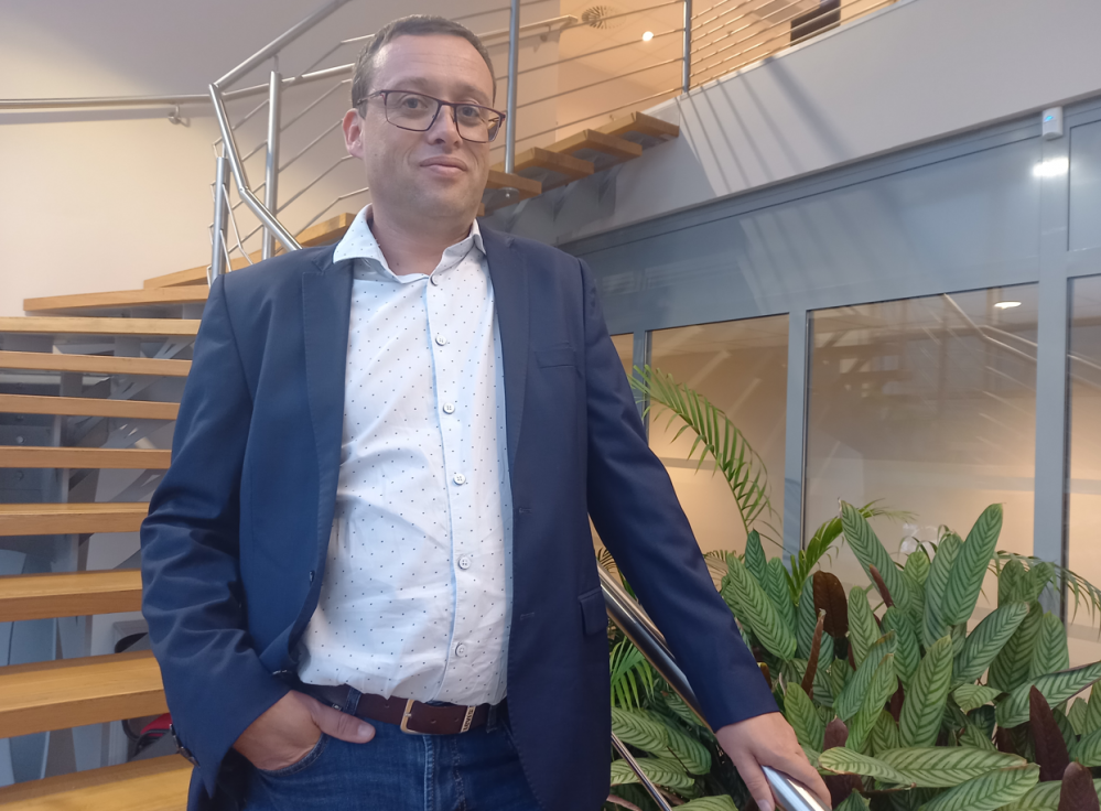 ITW Rivet direigeant Lorillard