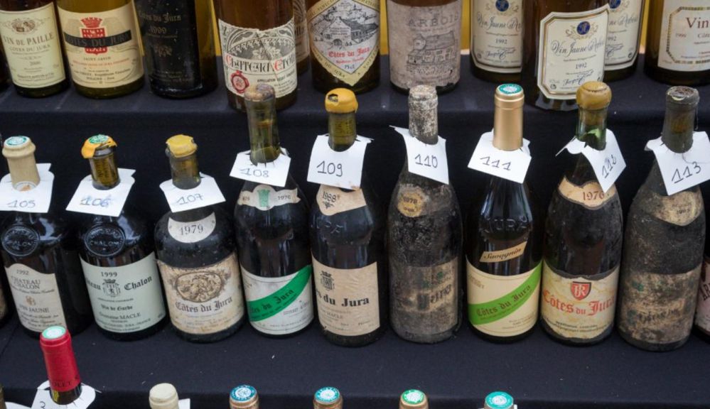 vin jaune bouteille