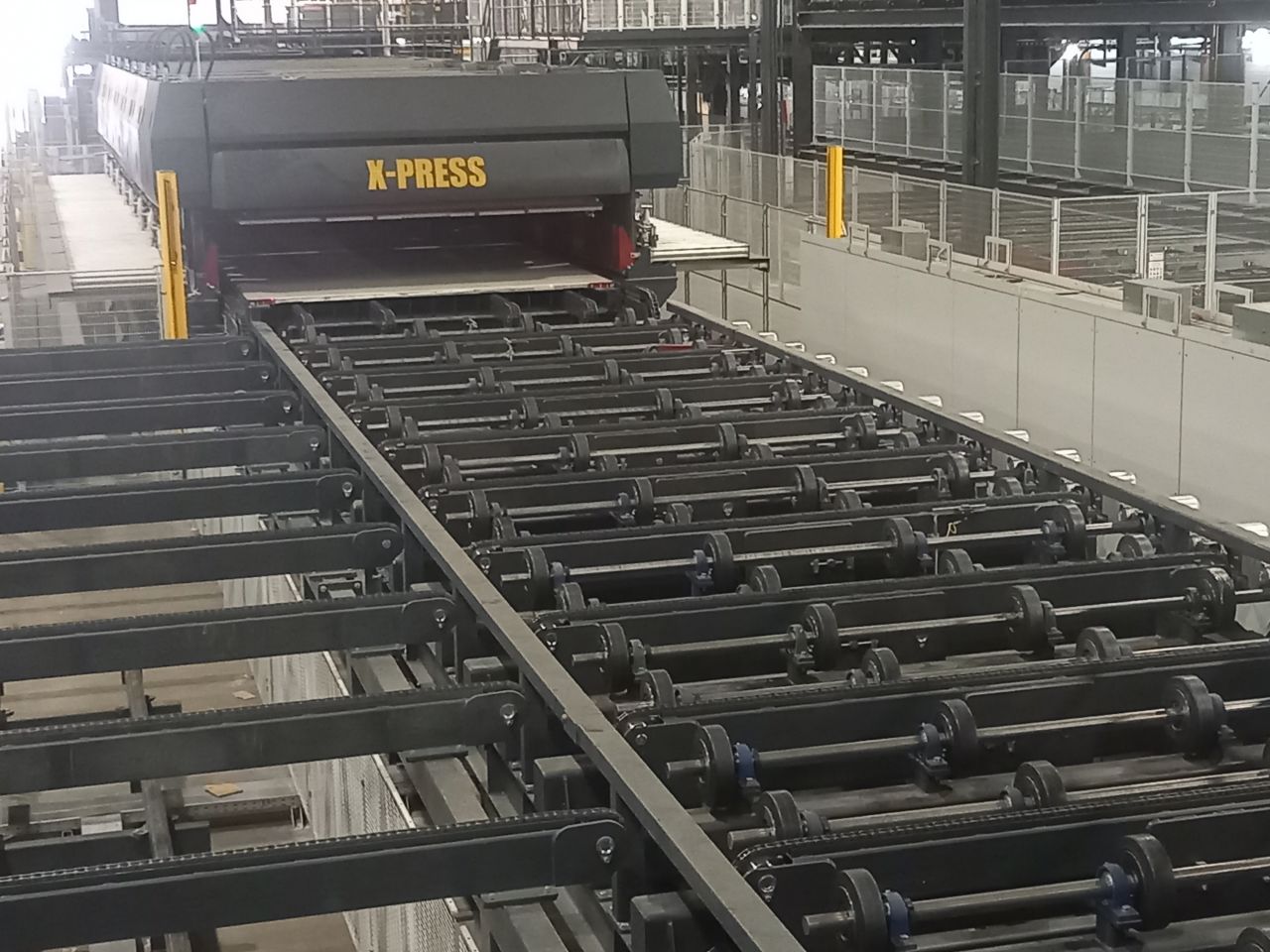 Schilliger presse CLT