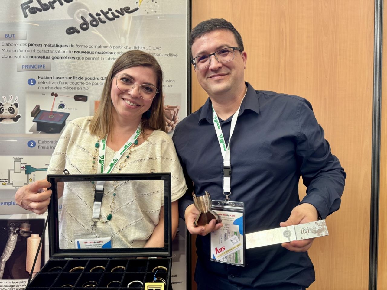 S&eacute;verine Lallemand, ing&eacute;nieure d&rsquo;&eacute;tude &agrave; l&rsquo;Institut UTINAM et Ludovic Vitu, ma&icirc;tre de conf&eacute;rences &agrave; l&rsquo;UTBM et responsable de la plateforme