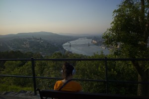 Panorama sur Buda et Pest, deux morceaux d'une même ville séparés par le Danube.