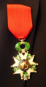 La croix de chevalier.